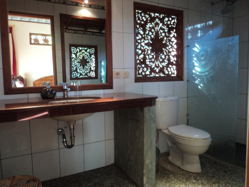 White Lotus Oasis Guest house *